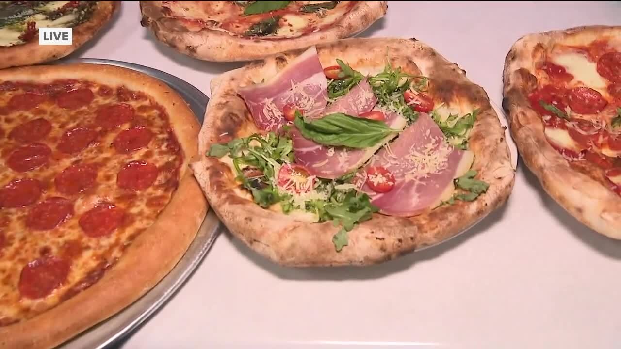 Sean Daly live at Inferno Pizza Lounge in Holiday