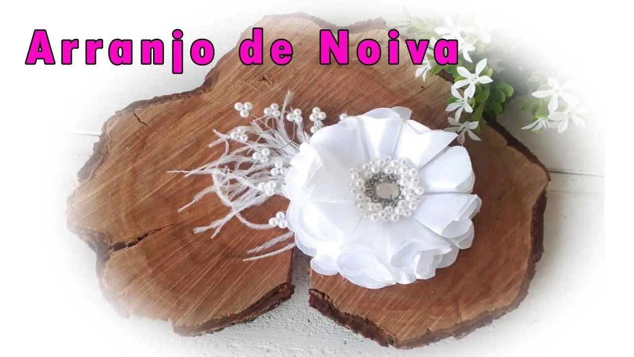 Como Fazer Arranjo de Noiva flor com aramado e plumas .