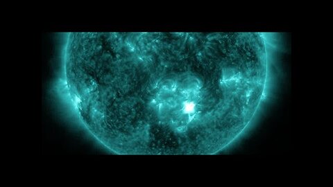 Solar Flare, Impact Watch, Big Cycle? | S0 News July.7.2023