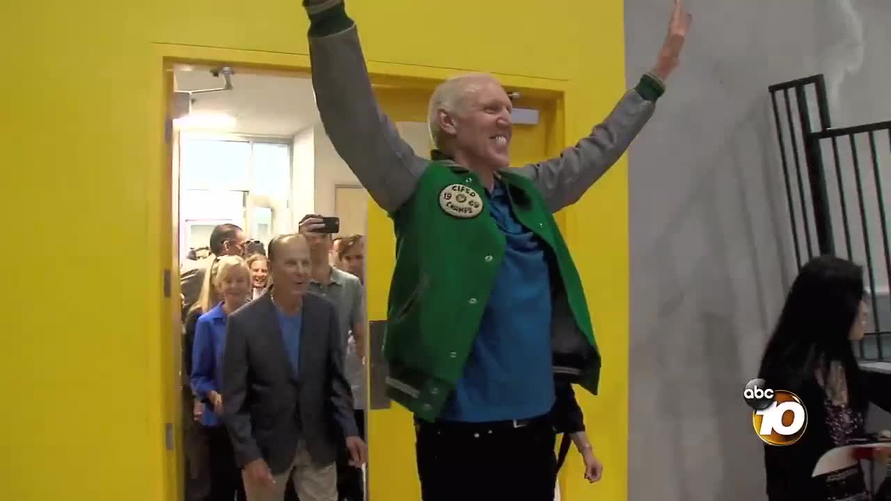 New gym in La Mesa named after Basketball Hall of Famer Bill Walton