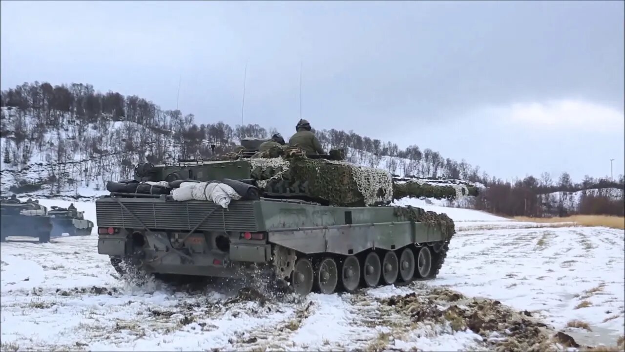 Telemark Battalion Main Battle Tanks Maneuver During Trident Juncture 2018