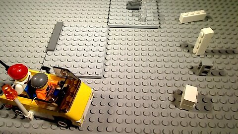 Banana Neighbor celebrates with new Lego stop motions