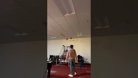 Greatest Two-Handed TRICKSHOT😱🏀