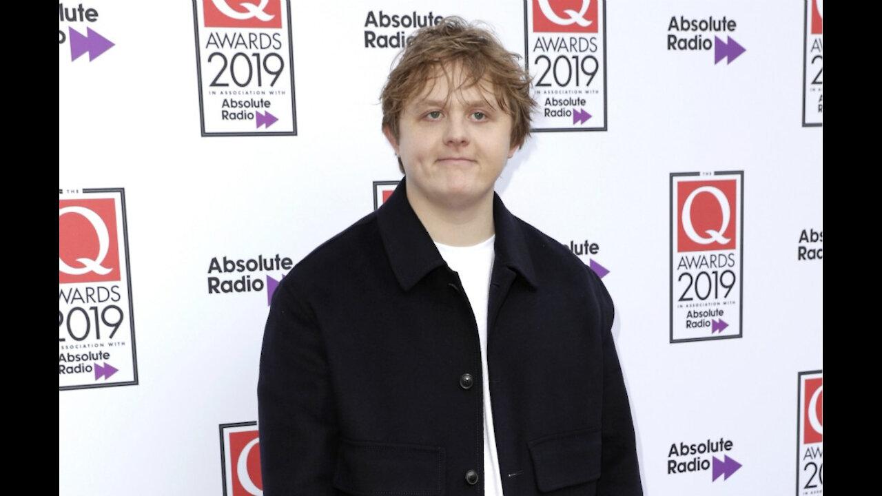 Lewis Capaldi smelled like hot dogs during his school years