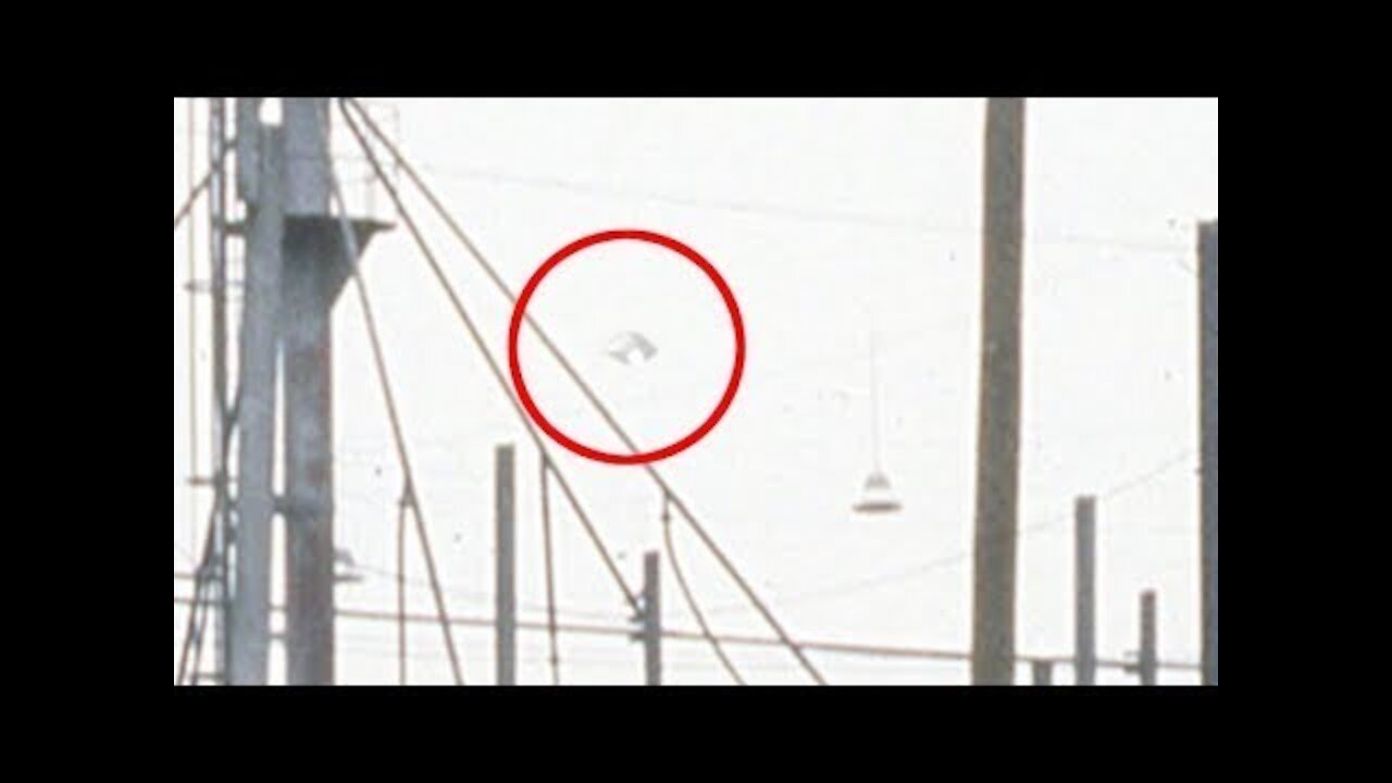 Real UFO Attack Caught On Camera Over Houston 🔴 UFO Sightings