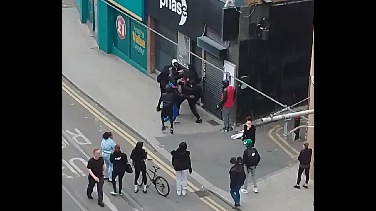 London gang fights