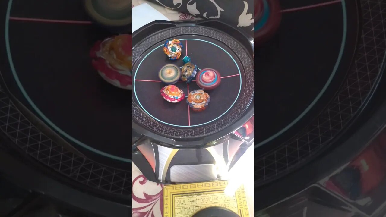 girando o maximo de beys possivel #beyblade #batalhadebeyblade #beybladeburst