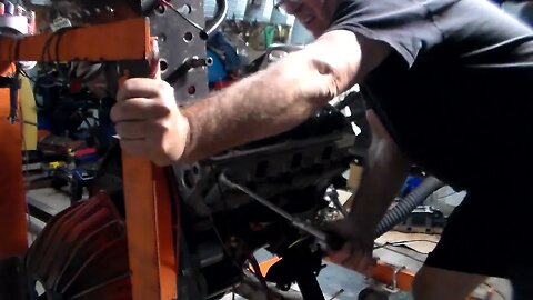 Lets pull the 302's other head and check it out.