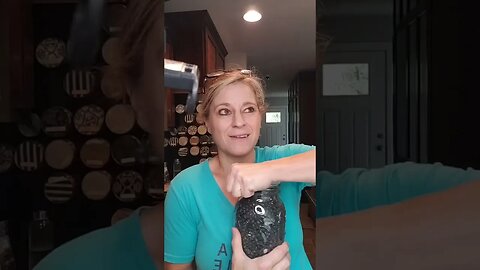 Food Storage Opening a 10 year old can of black beans