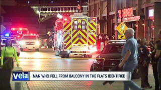 Police: Bail enforcement searching for fugitive when 24-year-old fell from Flats apartment