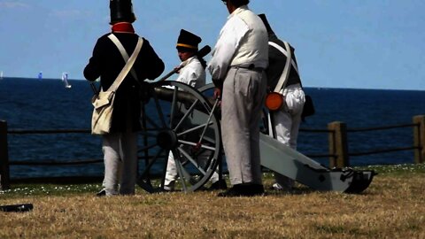 Old Fort Niagara - Cannon Firing