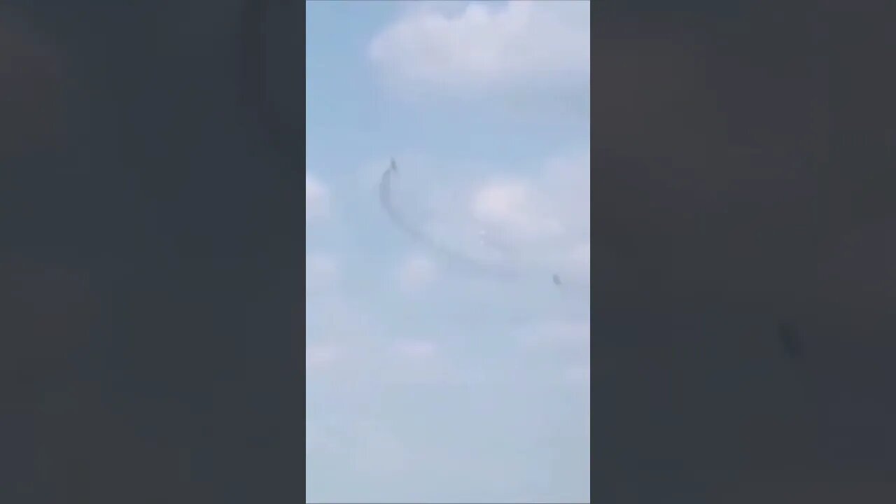 Russian SU-25 flying over Donetsk