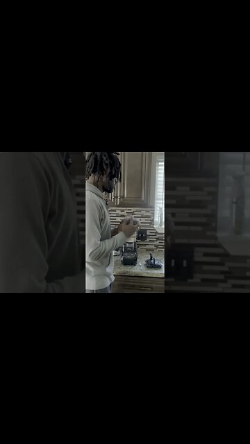 A DAY IN THE LIFE OF THE SMOOTHIE KING