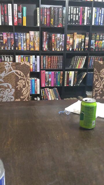 BradKuz76 Tommy makes a video at Uncle Bryan's