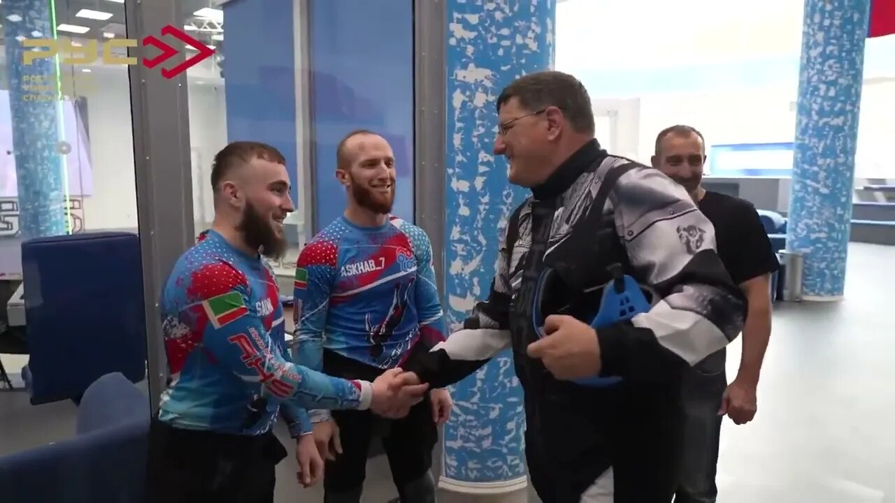 Scott Ritter: Enjoying Russia Time*