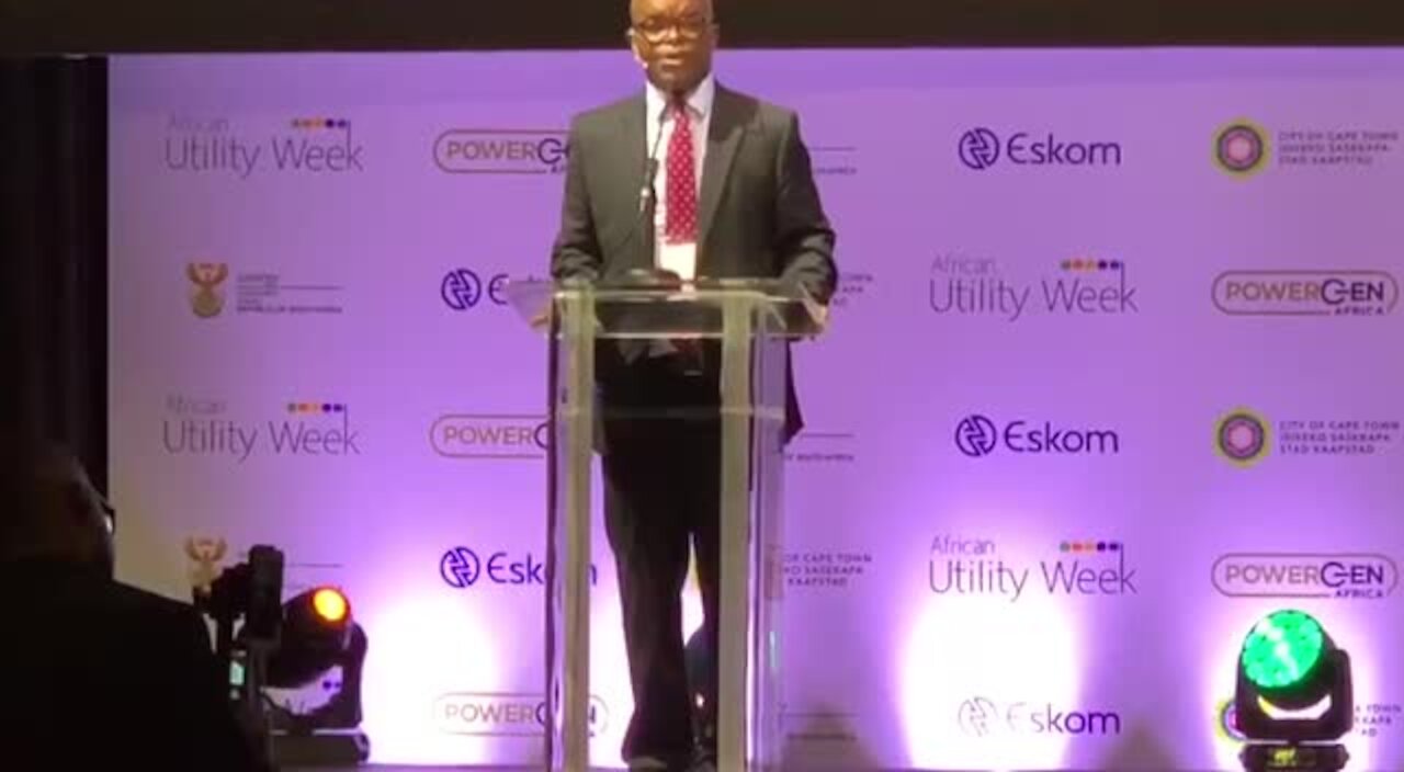 South Africa - Cape Town - African Utility Week (video edited by Lubabalo Poswa) (t7K)