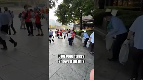 300 Volunteers