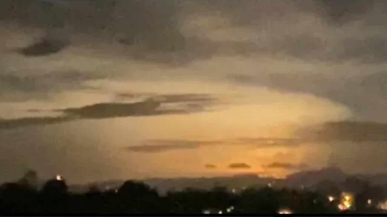 UFO EXPOSED IN LIGHTNING EVENING SKY REAL “NOPE”