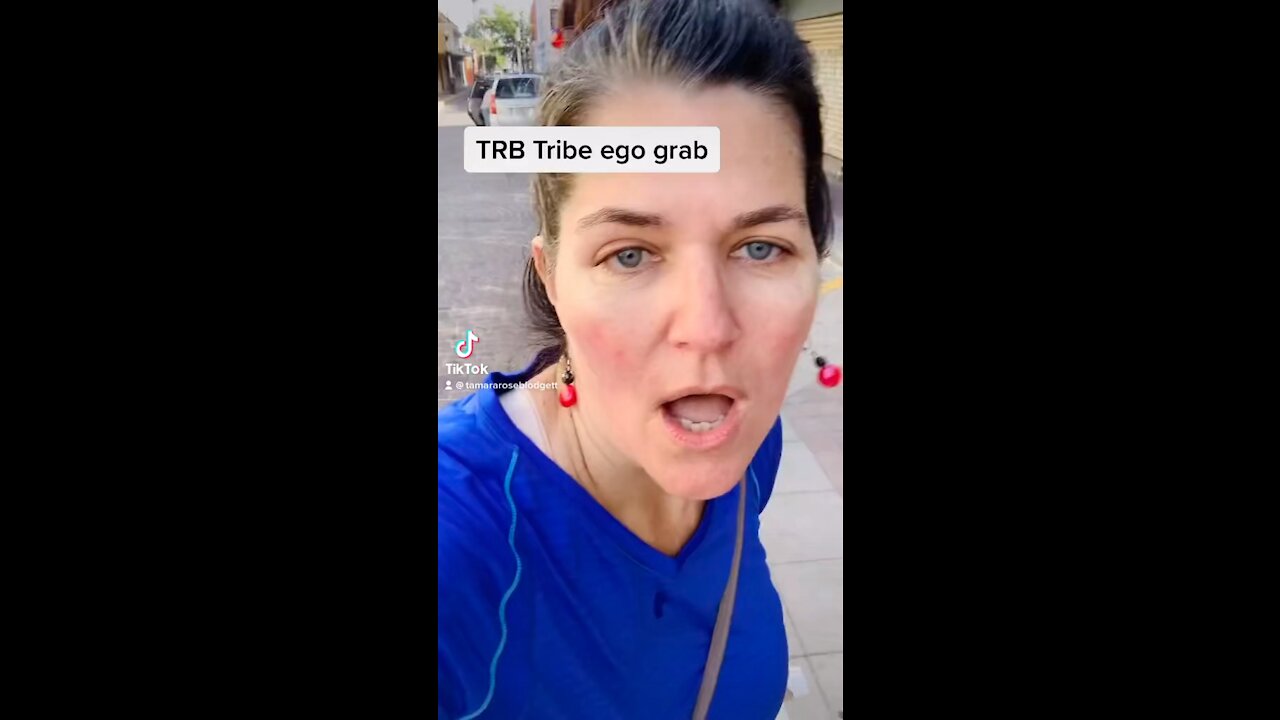 Still have the eye issue 🙄 #tamararoseblodgett