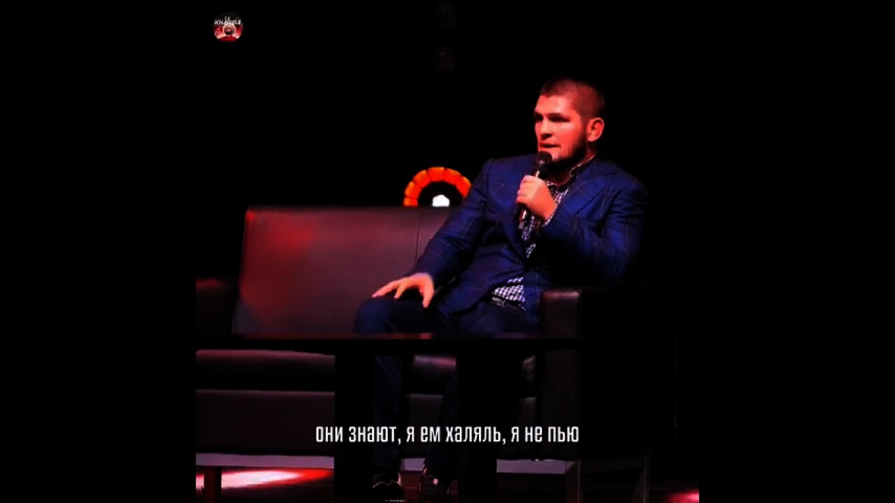 Khabib tells Alex Ferguson: "if I drink I can smash all of you guys"