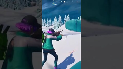 Limpando a neve ... #fortnite #shorts