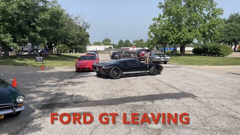 Ford GT Leaving