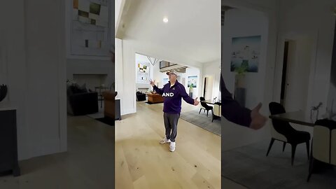 Food delivery turned home tour 😂