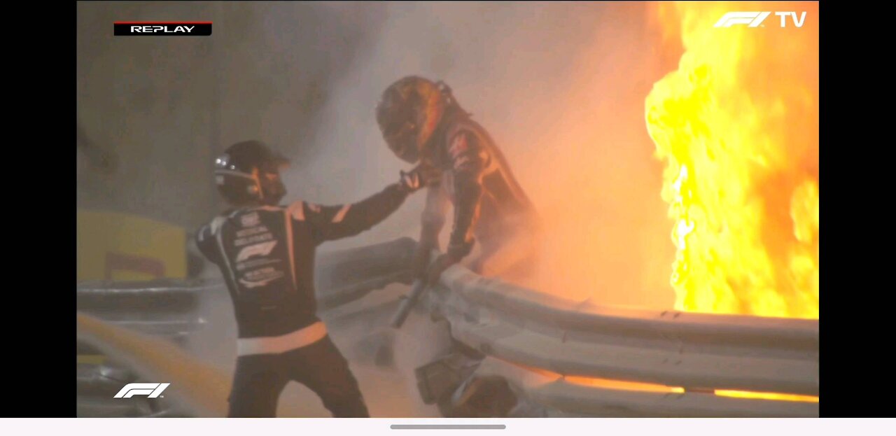 Romain Grosjean survives massive fiery crash