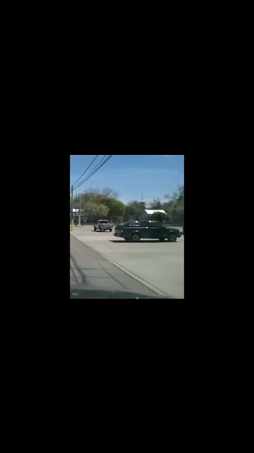 Truck not paying attention #shorts