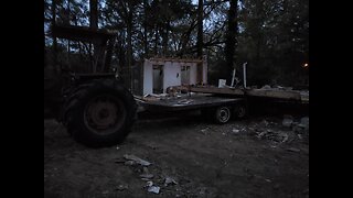 Loading the House Trailer !