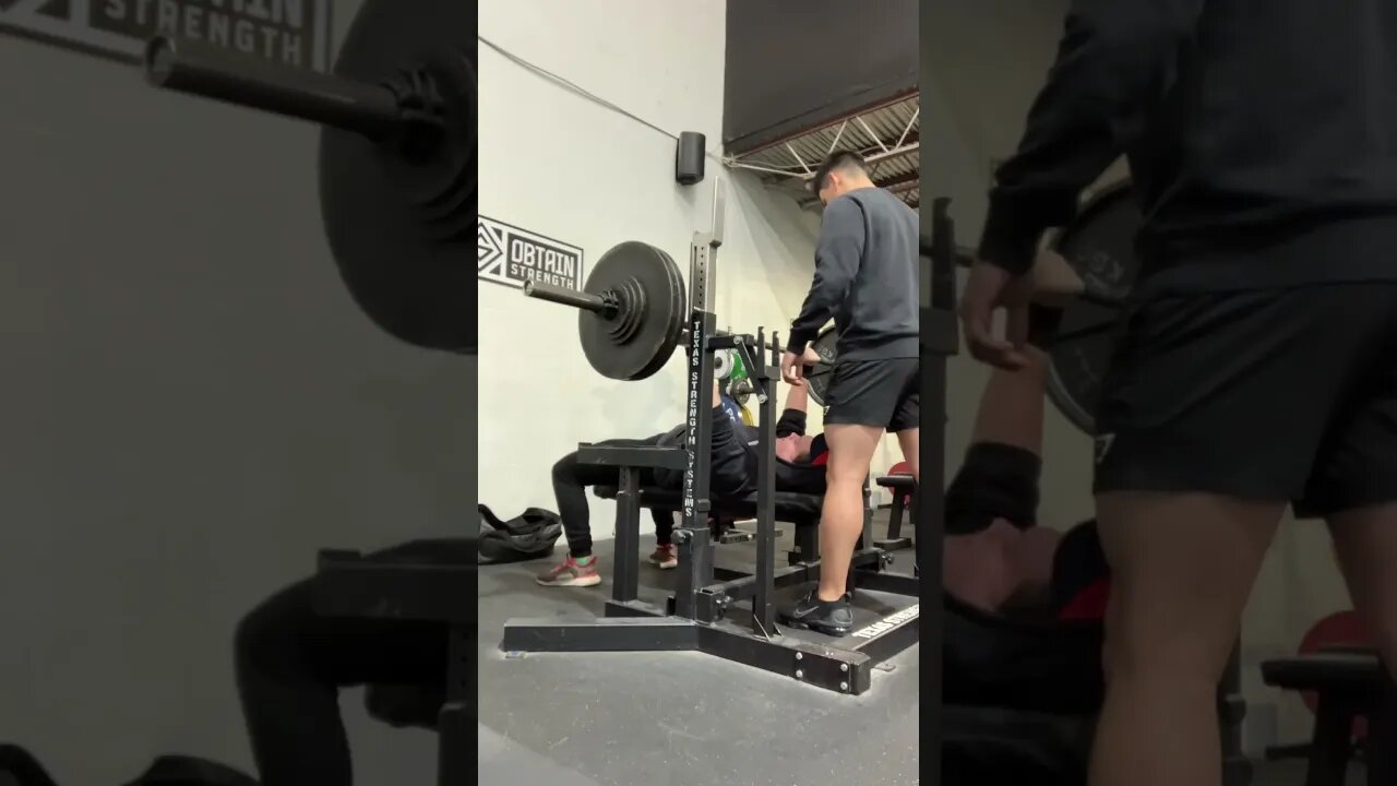 260lbs/118kg x8 bench press touch & go reps PR #shortsvideo #fitness #gym