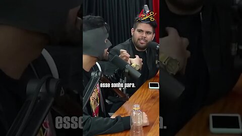 ELE VIVEU 100 ANOS EM UM ÚNICO SONHO #shorts | The Nerdz Podcast