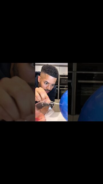 CRAZY WATER EXPERIMENT 💦🤯 #Shorts