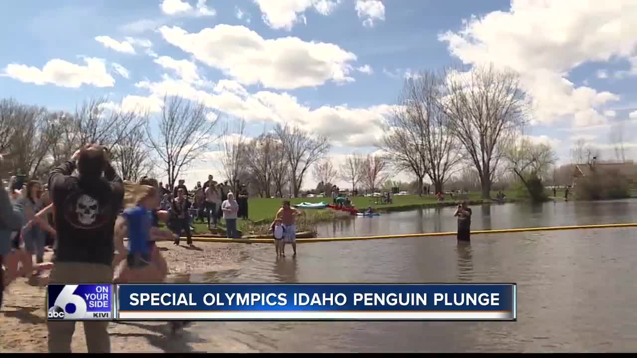 Special Olympics Idaho teams take "Penguin Plunge"