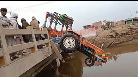 fiat 480 tractor accident Fiat tractor accident Punjab village tractor apna Punjab