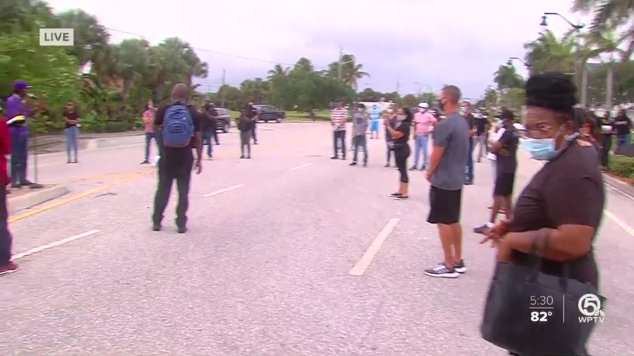 Prayer vigil and protest in Boynton Beach