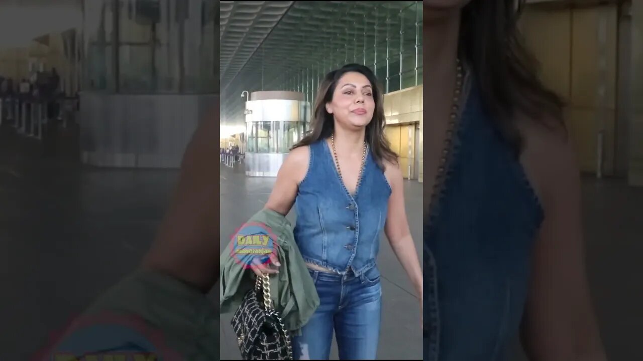 Gauri Khan Spotted At Airport Flying From Mumbai