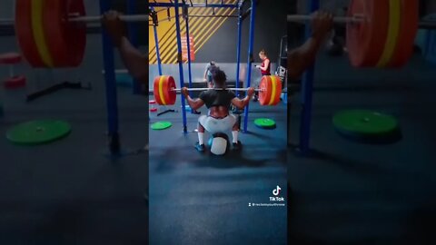 If she brings up her ex 👑