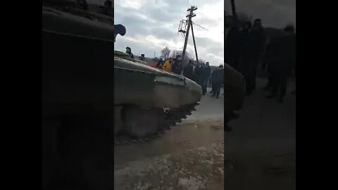 More footage of police capturing a tank. No Z, saboteurs?