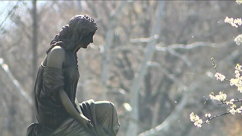 Lake View Cemetery sees crowds of people, asks public to respect the living and those at rest