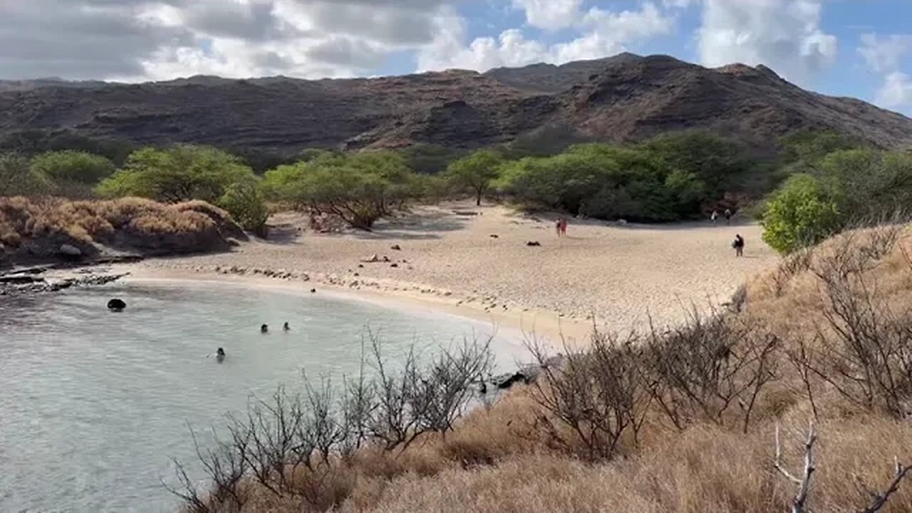 Alan Davis Beach - Pele’s Chair- Makapu’u trail - Oahu Hawaii 🤙