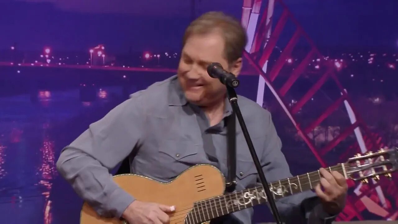 Steve Wariner - "Chet's Guitar" & Interview (Live on CabaRay Nashville)