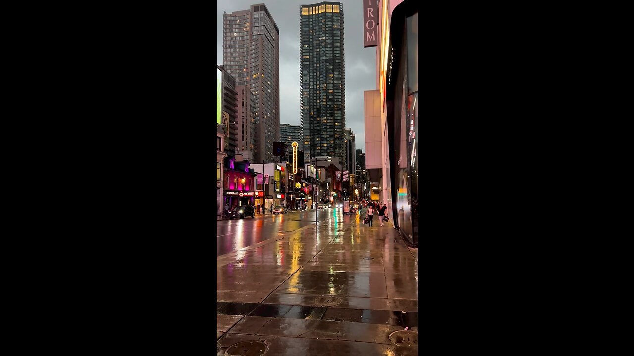 Toronto in Raining | Beautiful View