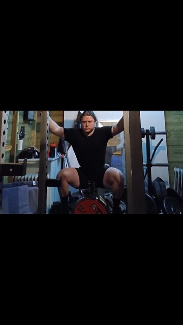 3x10 100 Kgs Belt Squats. Last Set.