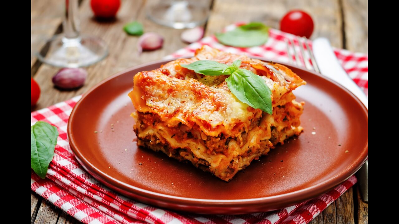 Beef Lasagna Recipe | Easy Dinner