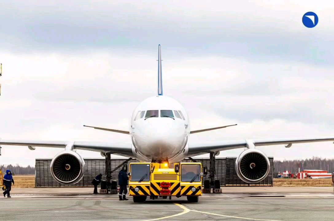 The Tupolev Tu-214 aircraft, used as a flight laboratory, has started a flight test program with new