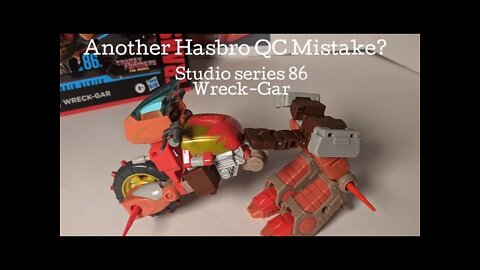 Has Hasbro done it again? My SS 86 Wreck-Gar needs a hip replacement! QC Issue or a bad figure??