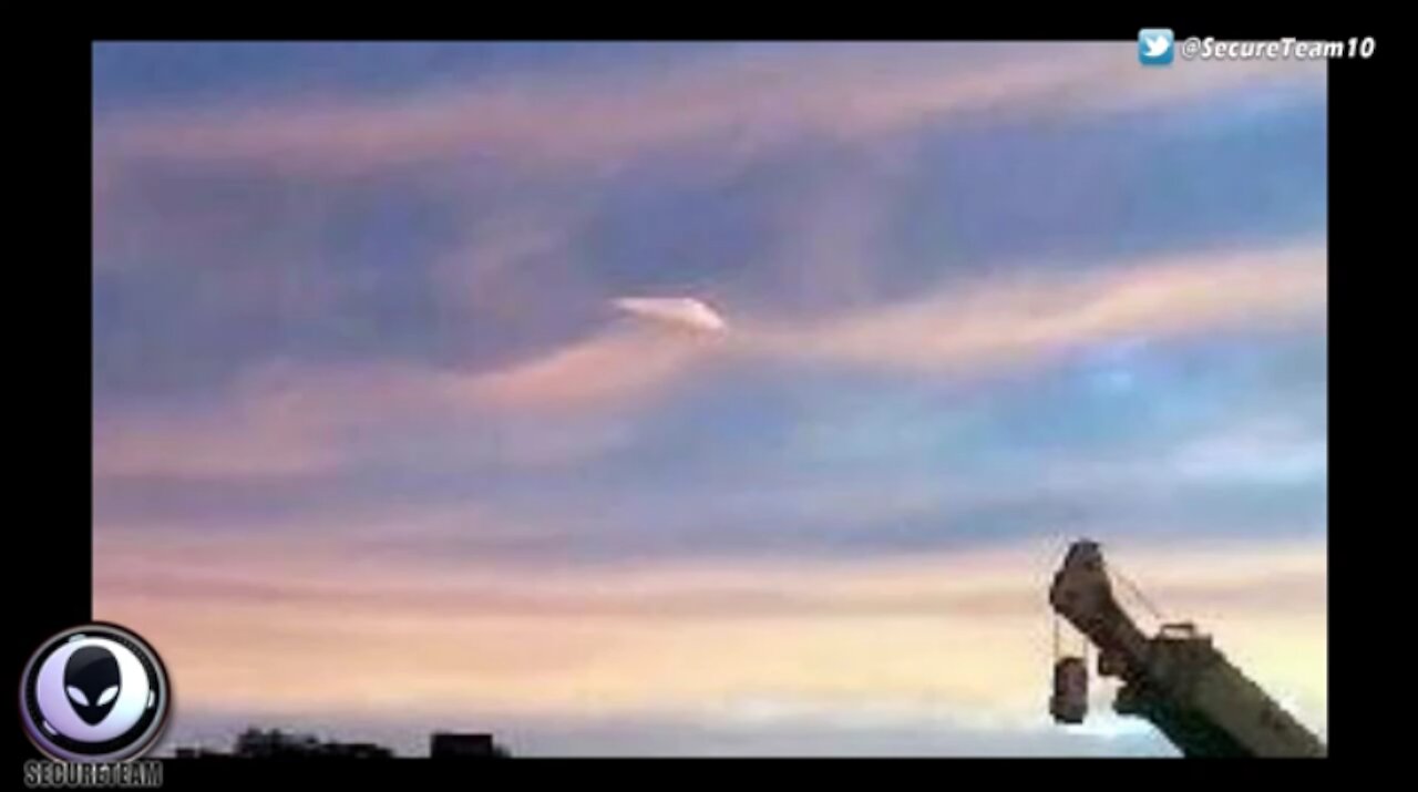 UFO BUSTED Posing As A Cloud In Australia! The Best UFO Sightings 6 13 2015