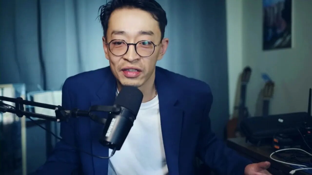 中国在古巴建立监听基地;特朗普被起诉不当处理加密文件;吹哨人爆美军掌握很多UFO资料不给看