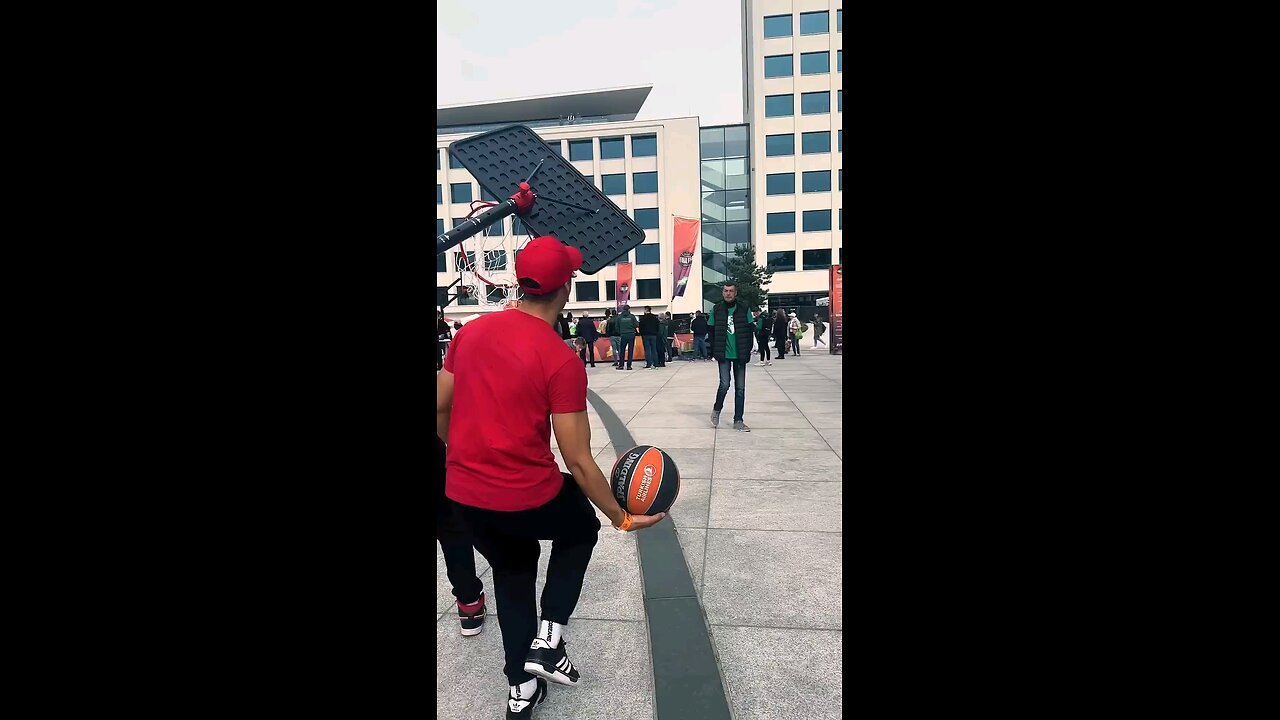 football in public ? who is the best?⚽⚽🏀🏀